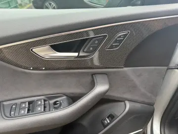 AUDI SQ8 4.0 TFSI quattro EXCLUSIVE ALCANTARA BLACK