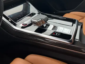 AUDI SQ8 4.0 TFSI quattro EXCLUSIVE ALCANTARA BLACK