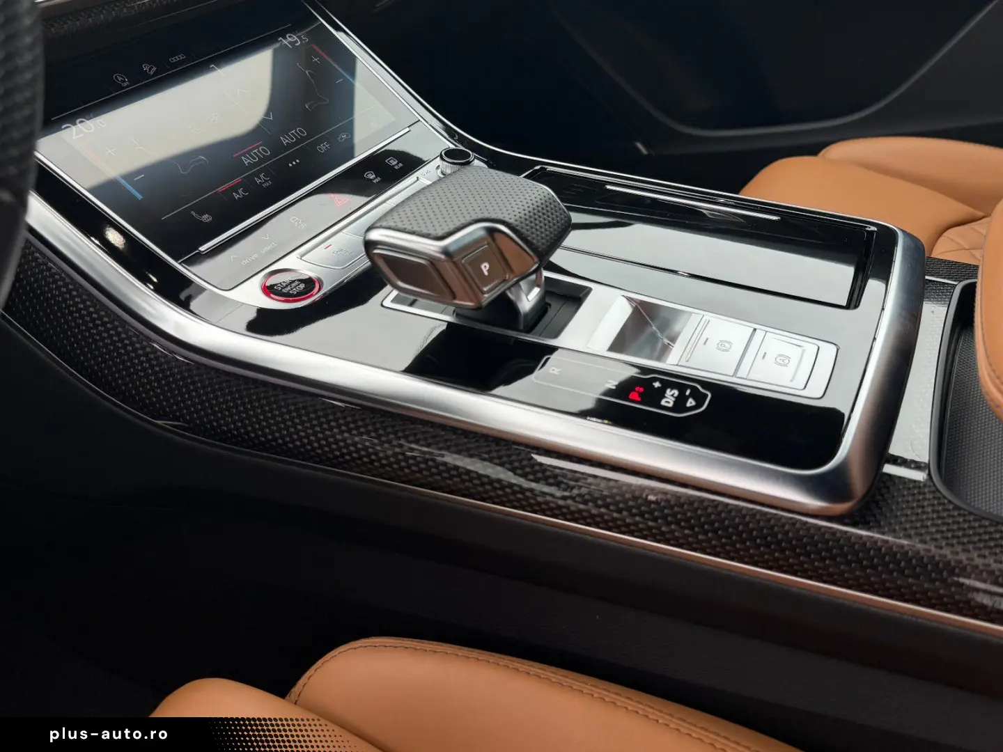 AUDI SQ8 4.0 TFSI quattro EXCLUSIVE ALCANTARA BLACK