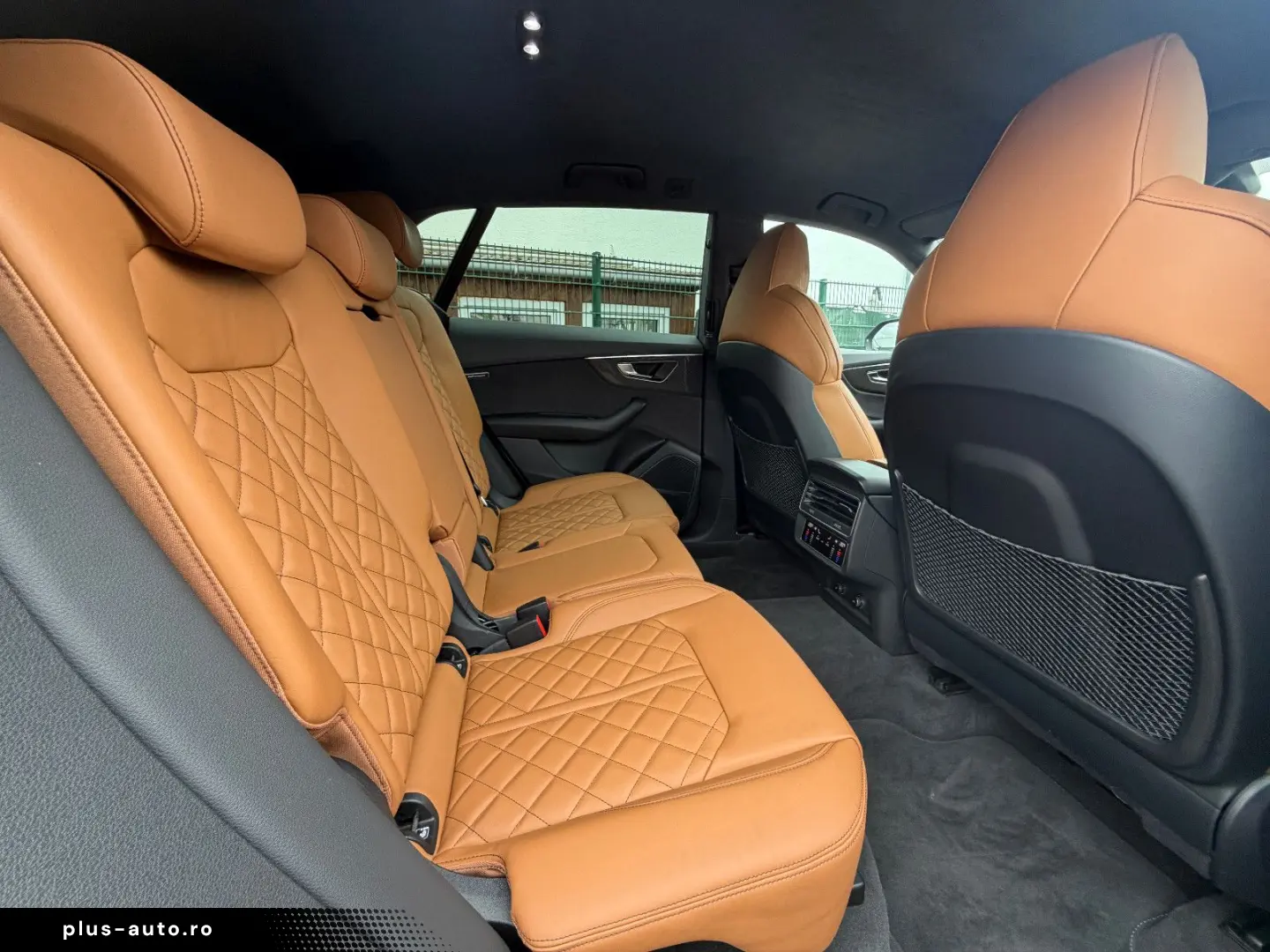 AUDI SQ8 4.0 TFSI quattro EXCLUSIVE ALCANTARA BLACK