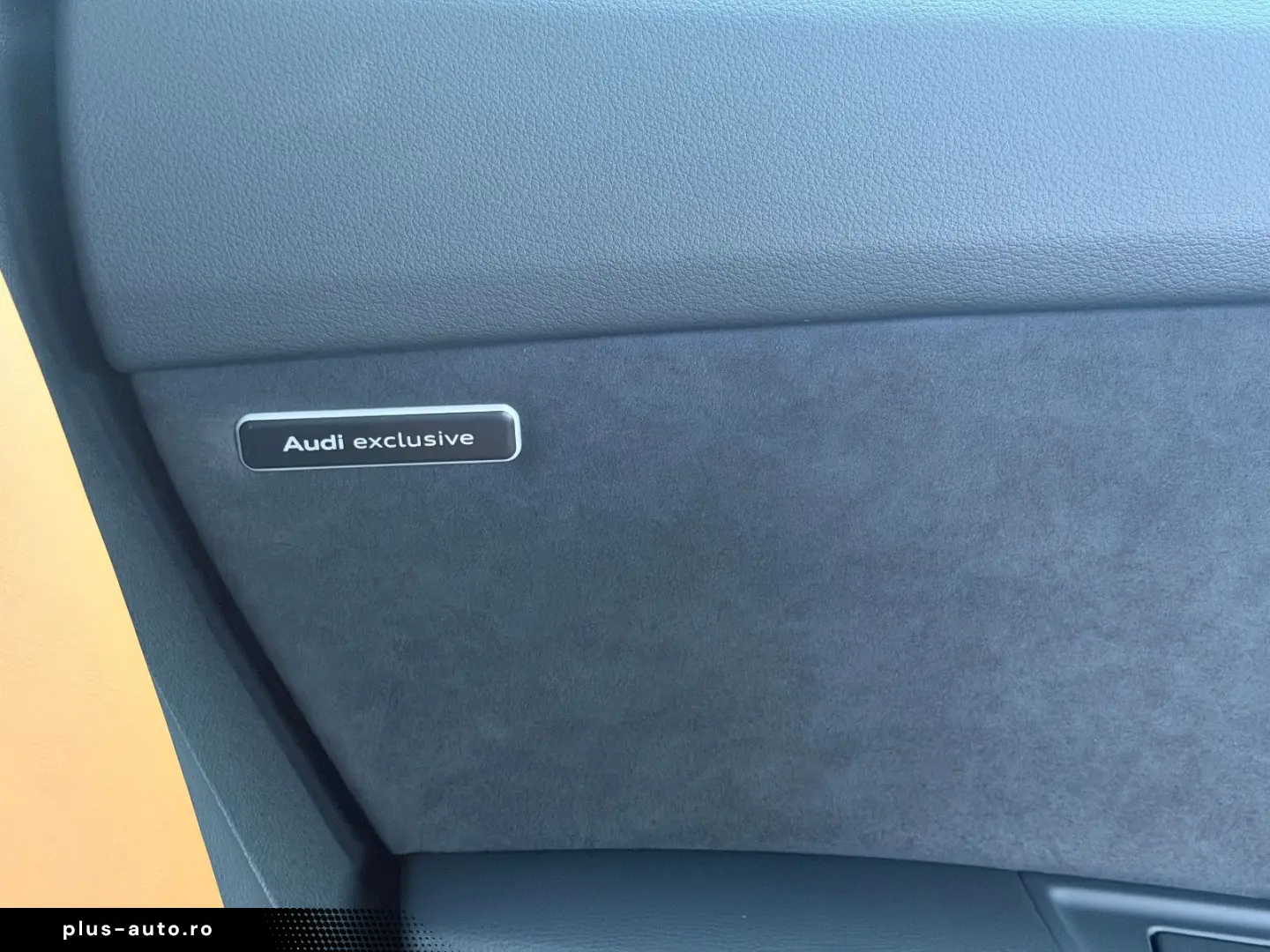 AUDI SQ8 4.0 TFSI quattro EXCLUSIVE ALCANTARA BLACK