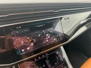 AUDI SQ8 4.0 TFSI quattro EXCLUSIVE ALCANTARA BLACK