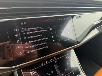 AUDI SQ8 4.0 TFSI quattro EXCLUSIVE ALCANTARA BLACK