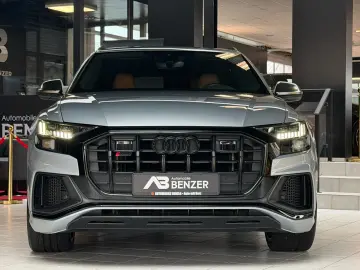 AUDI SQ8 4.0 TFSI quattro EXCLUSIVE ALCANTARA BLACK