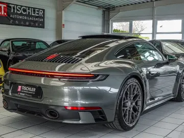 PORSCHE 911 Carrera 4S LIFT PANO Sitzlüft SportCh ACC 21