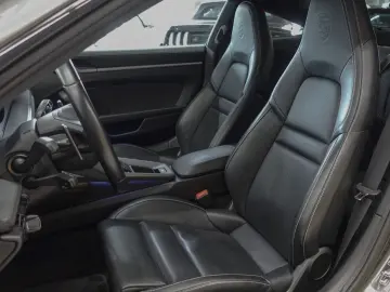 PORSCHE 911 Carrera 4S LIFT PANO Sitzlüft SportCh ACC 21