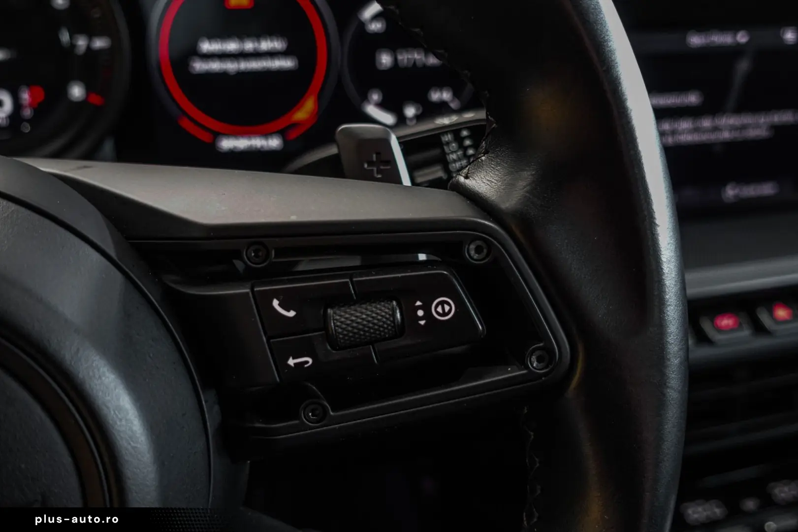 PORSCHE 911 Carrera 4S LIFT PANO Sitzlüft SportCh ACC 21