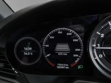 PORSCHE 911 Carrera 4S LIFT PANO Sitzlüft SportCh ACC 21