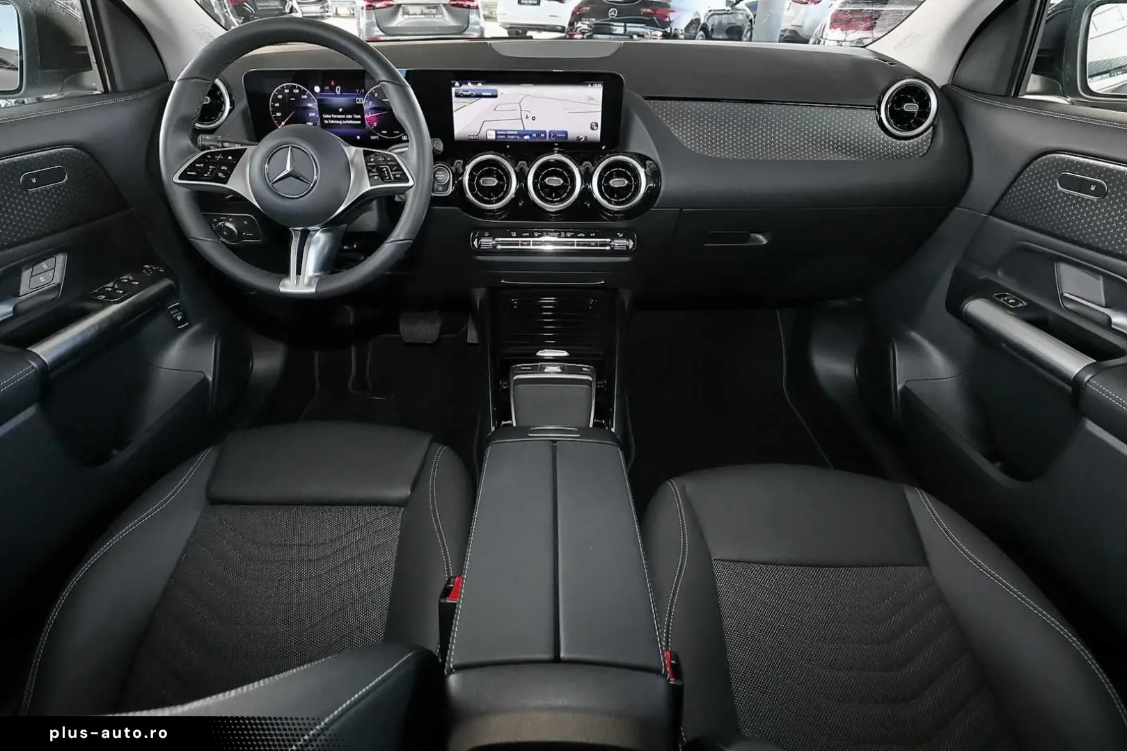 MERCEDES-BENZ GLA 180