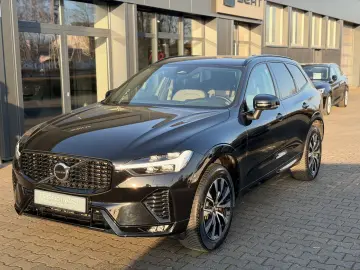VOLVO XC60 B4 Plus Dark 2WD