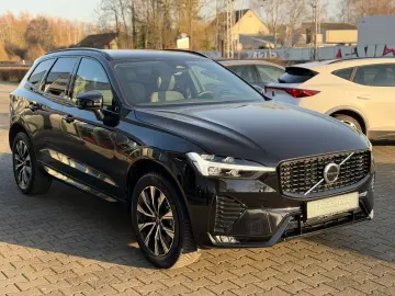 VOLVO XC60 B4 Plus Dark 2WD