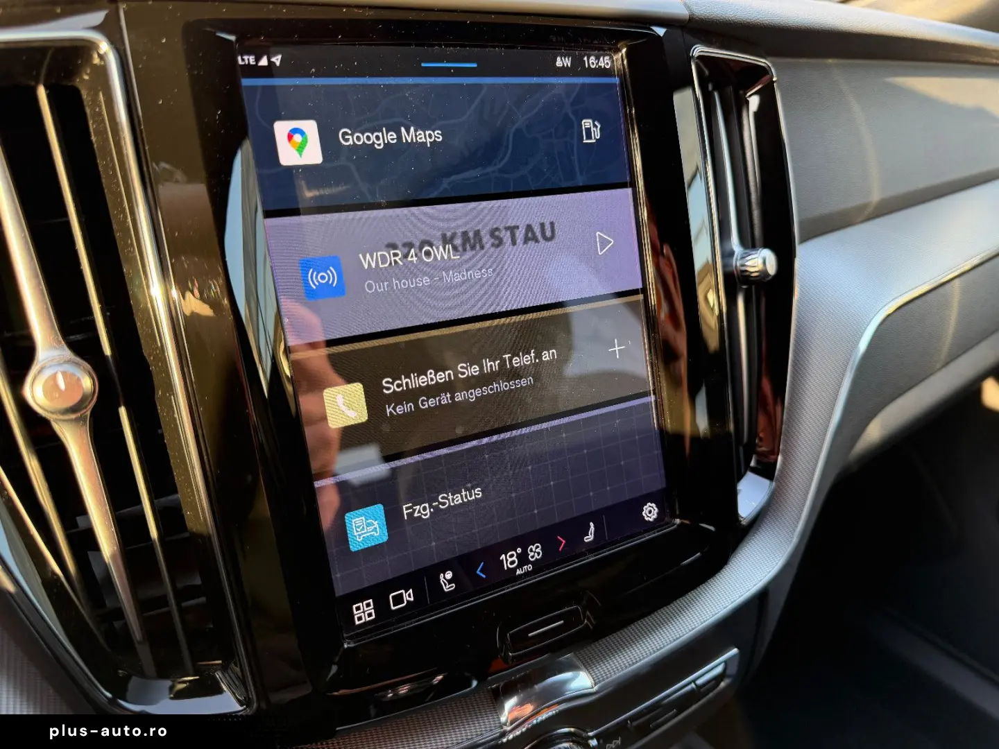 VOLVO XC60 B4 Plus Dark 2WD