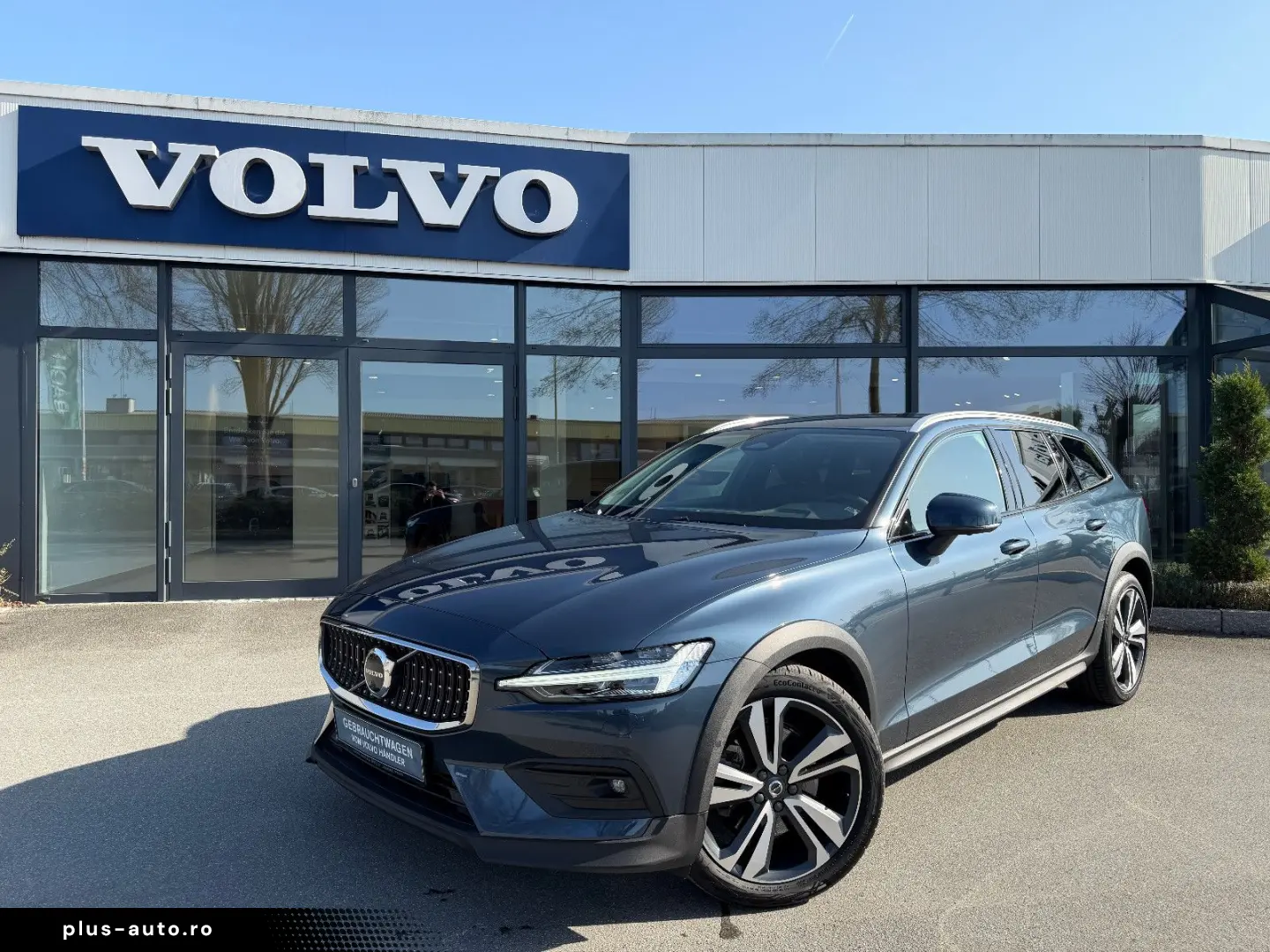 VOLVO V60 B4 AWD CC Navi SHZ ACC AHK 360