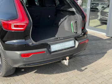 VOLVO XC40 Recharge Navi Shz Kamera AHK Textil Connect