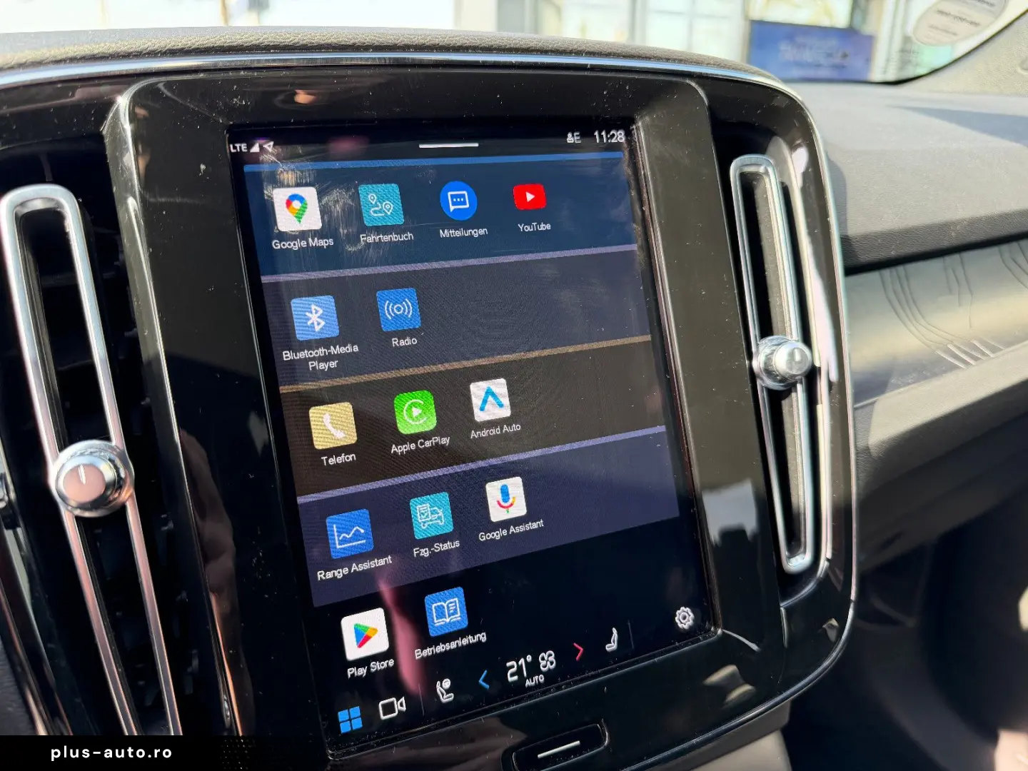 VOLVO XC40 Recharge Navi Shz Kamera AHK Textil Connect