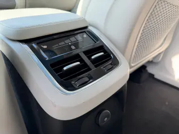 VOLVO XC90 T8 Rech. Ultimate Bright Pano H K 360