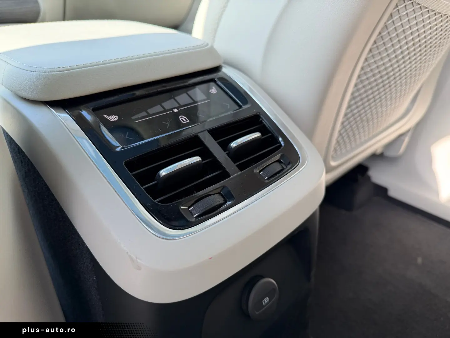 VOLVO XC90 T8 Rech. Ultimate Bright Pano H K 360