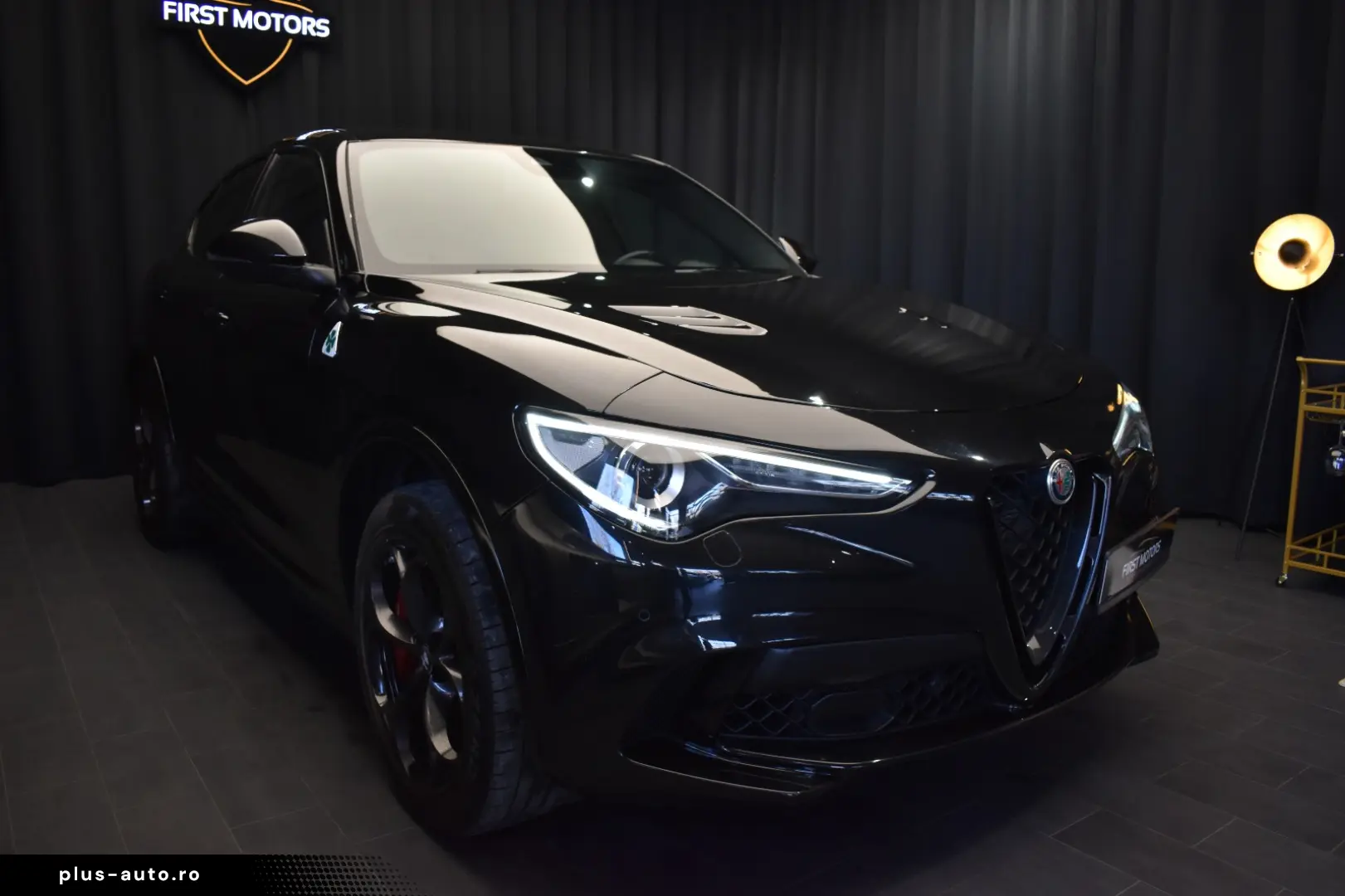 Alfa Romeo Stelvio 2.9 V6 Turbo AWD AT8 Quadrifoglio