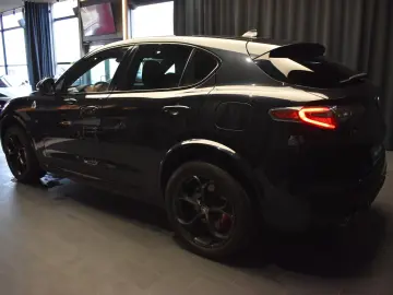 Alfa Romeo Stelvio 2.9 V6 Turbo AWD AT8 Quadrifoglio