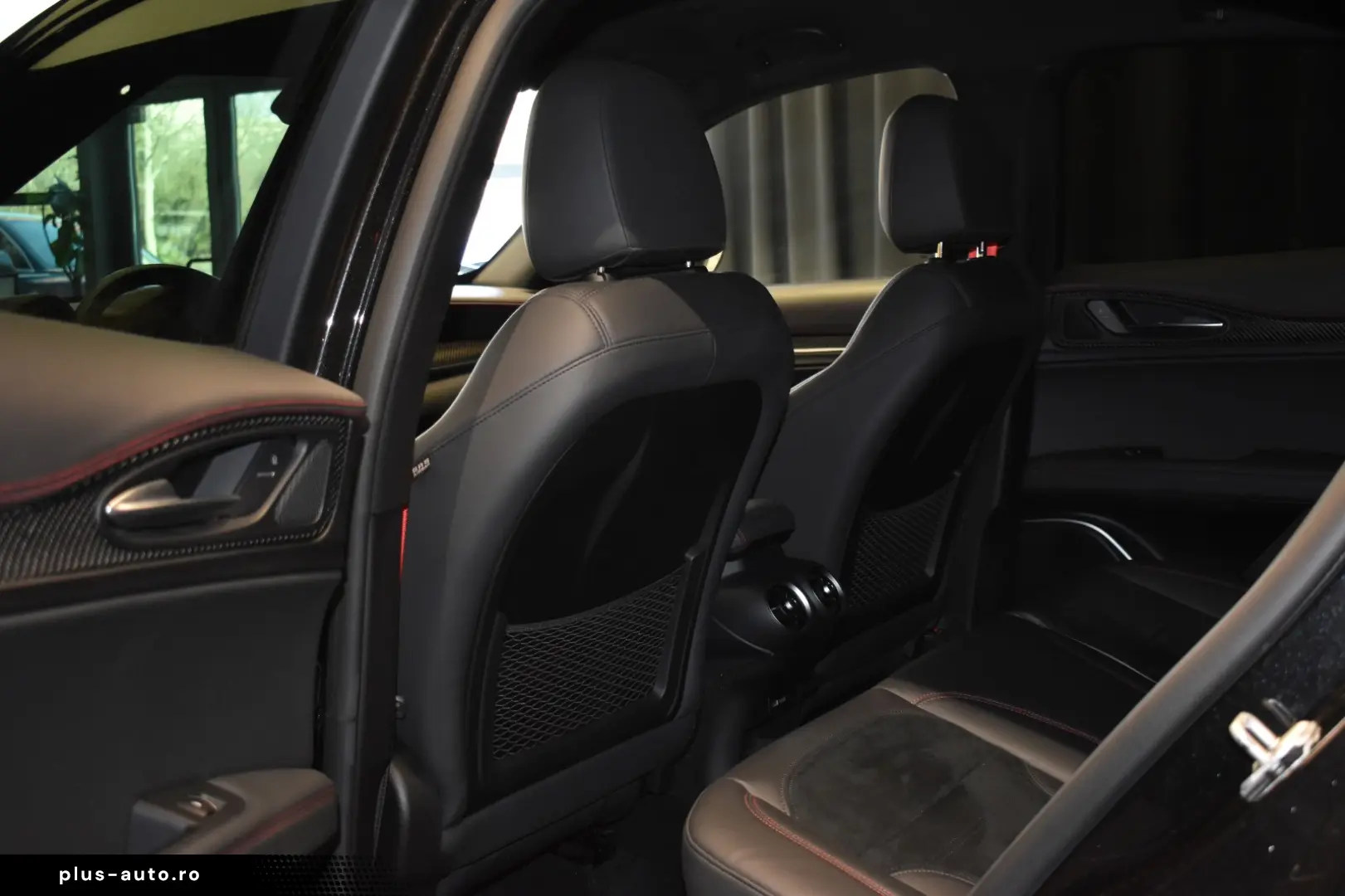 Alfa Romeo Stelvio 2.9 V6 Turbo AWD AT8 Quadrifoglio