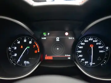 Alfa Romeo Stelvio 2.9 V6 Turbo AWD AT8 Quadrifoglio