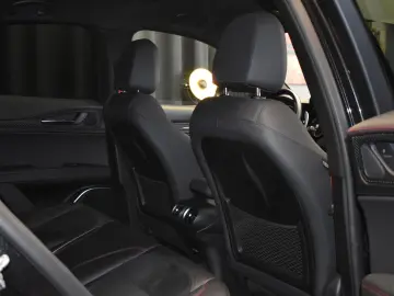 Alfa Romeo Stelvio 2.9 V6 Turbo AWD AT8 Quadrifoglio