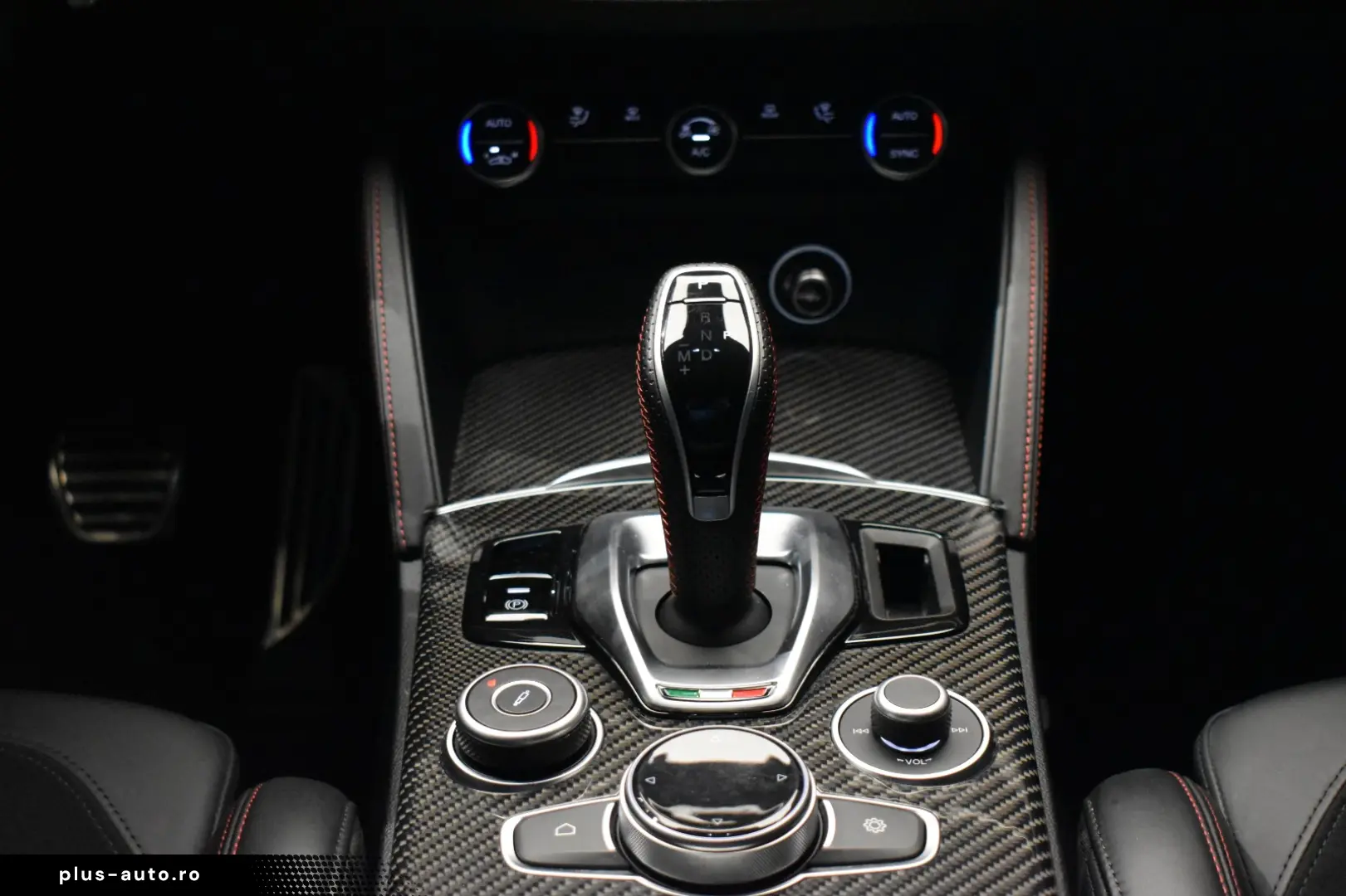 Alfa Romeo Stelvio 2.9 V6 Turbo AWD AT8 Quadrifoglio