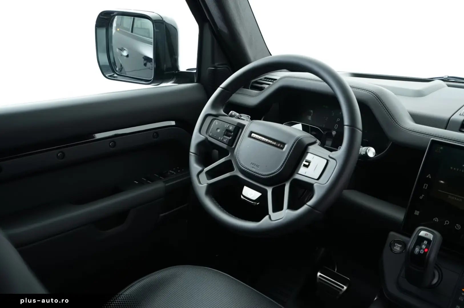 Land Rover Defender 110 OCTA P635 MY 2026 Black edition