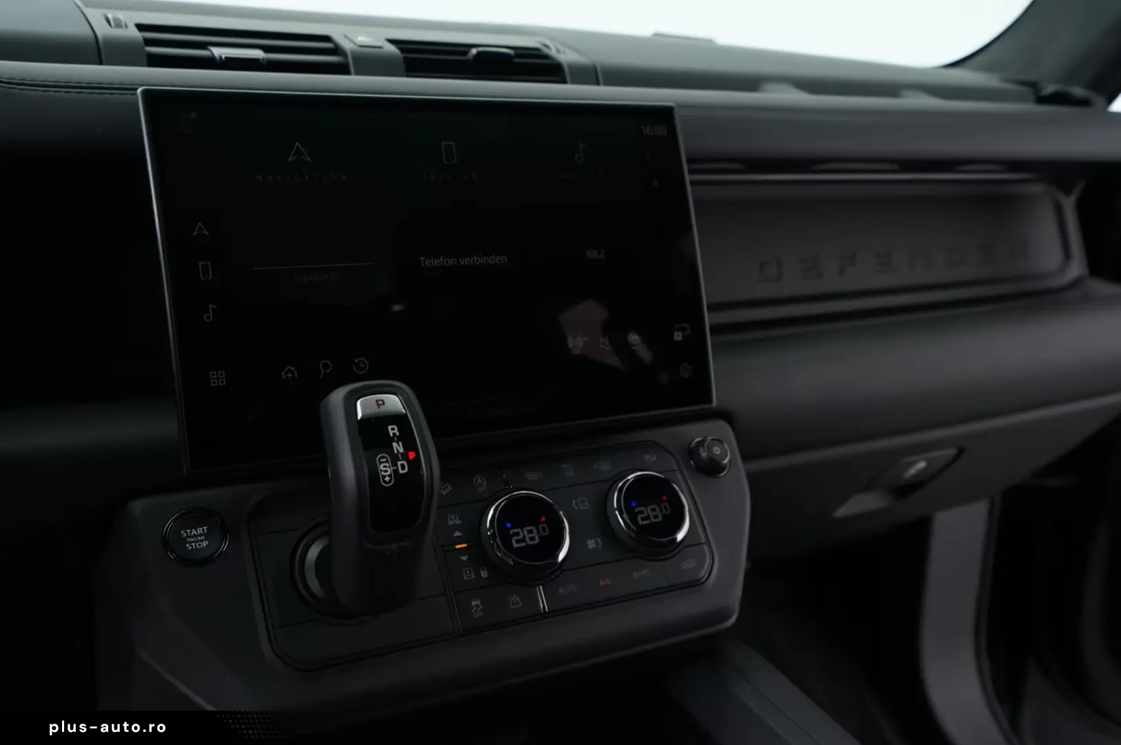 Land Rover Defender 110 OCTA P635 MY 2026 Black edition