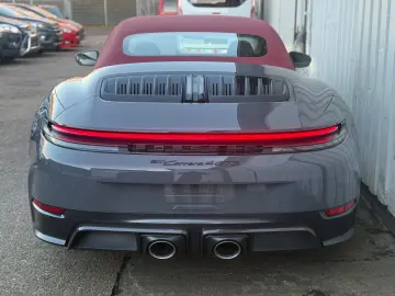 Porsche 911 992.2 Carrera 4 GTS T-Hybrid Cabriolet Full