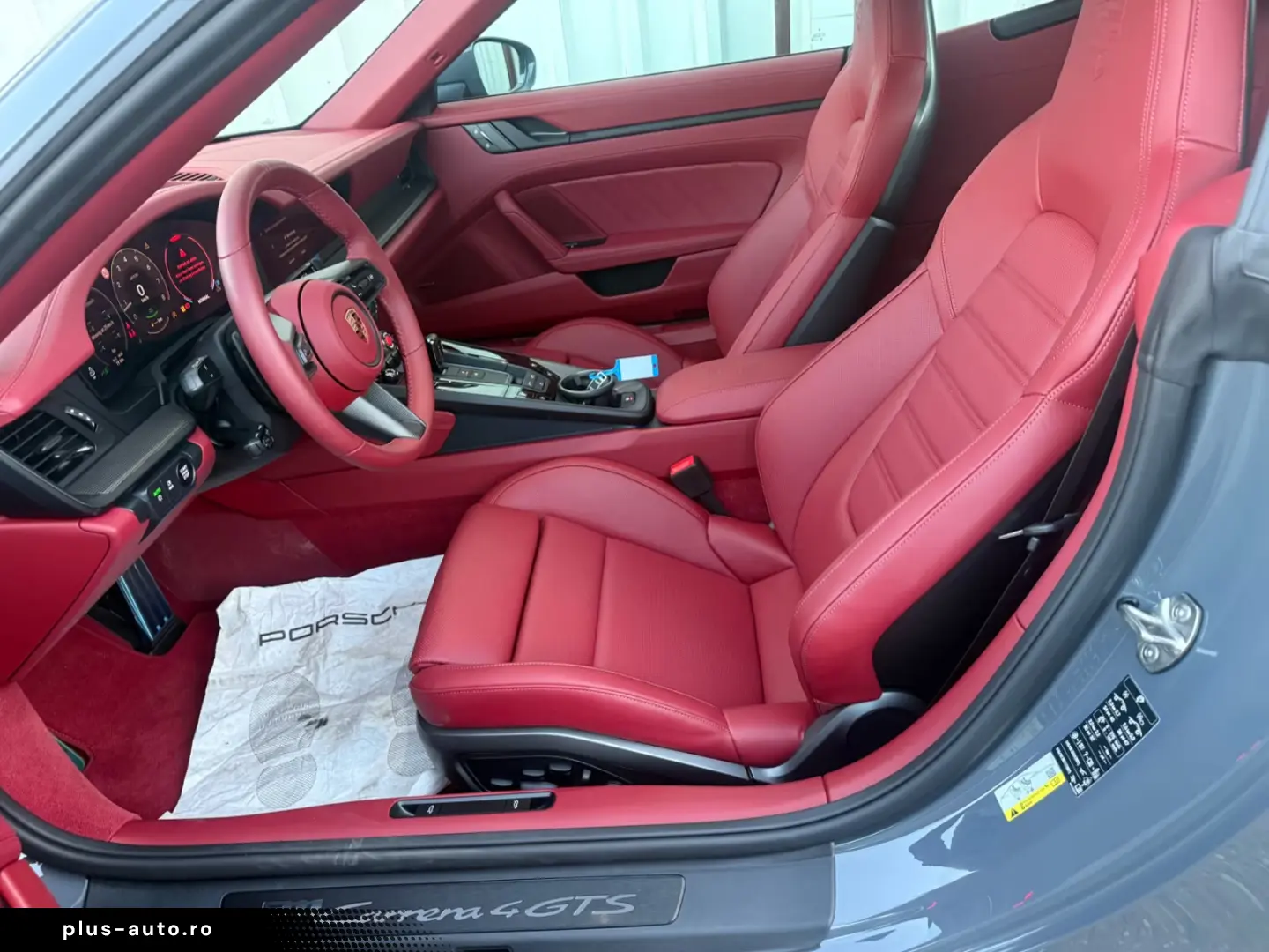 Porsche 911 992.2 Carrera 4 GTS T-Hybrid Cabriolet Full