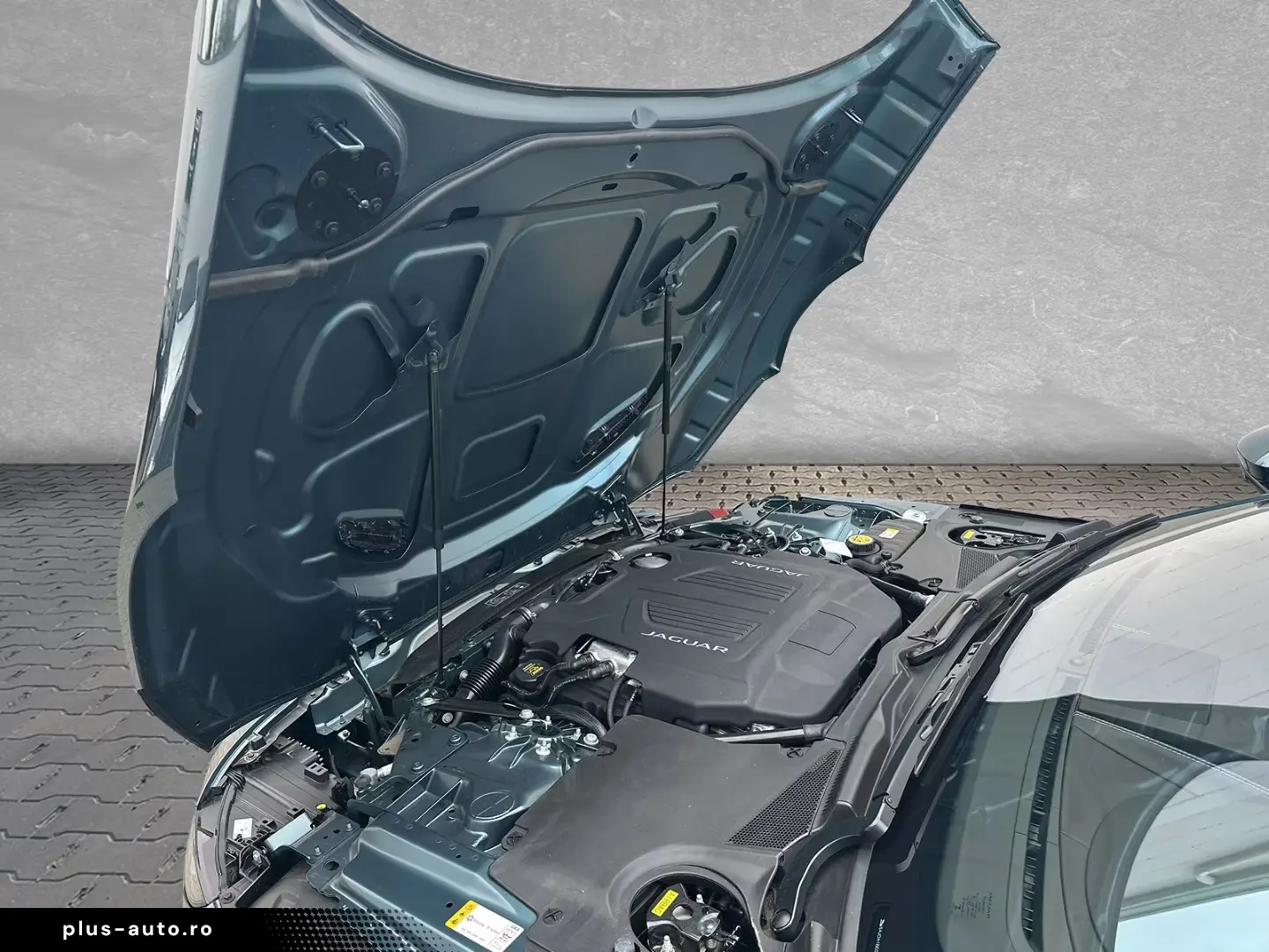 Jaguar F-Type P575 Coupe R75 AWD