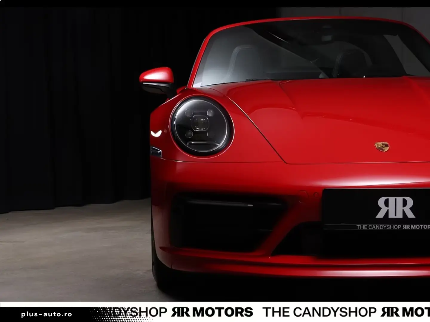 Porsche 911 Targa 4  Race Tex Guardian Red