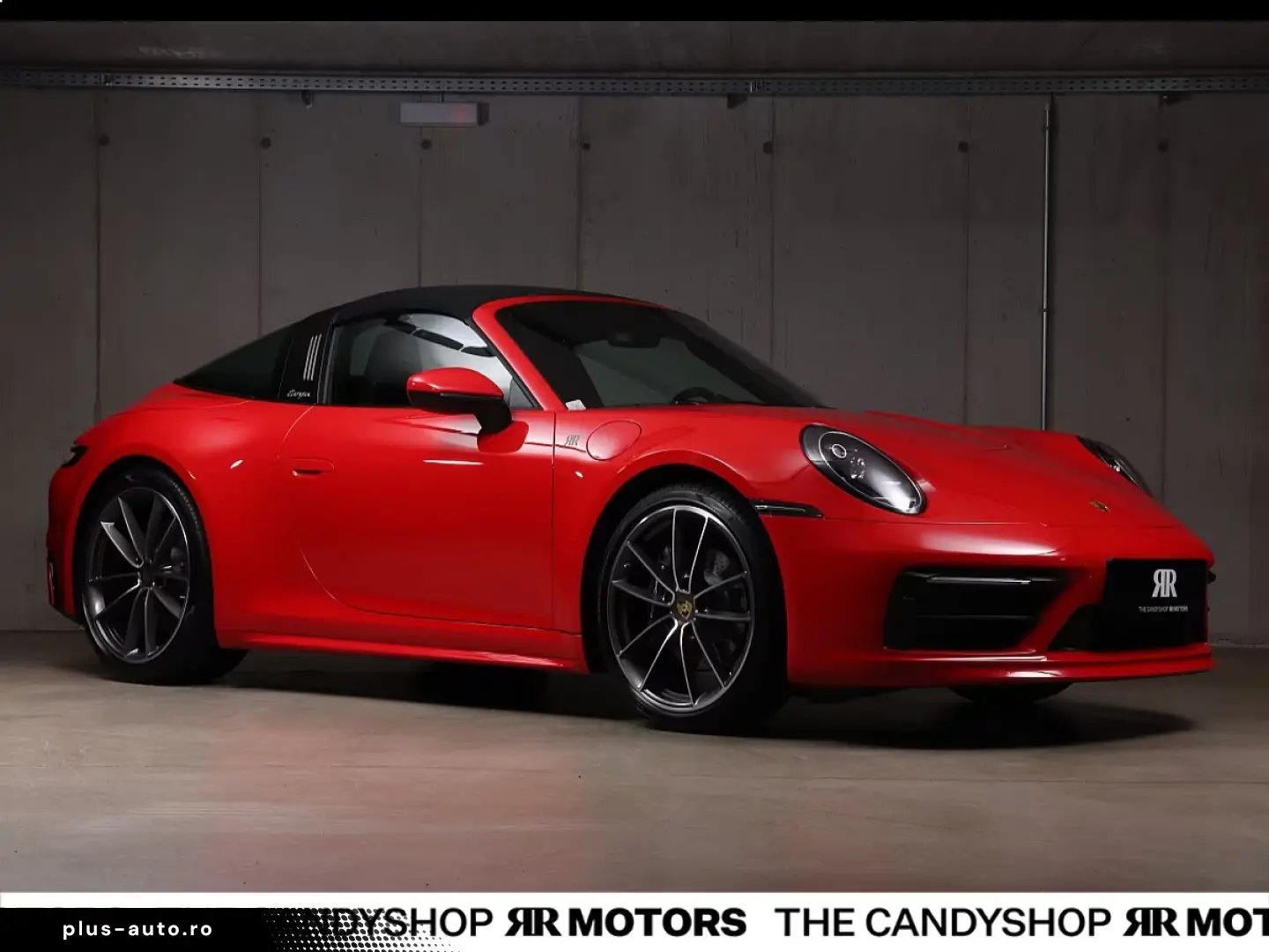 Porsche 911 Targa 4  Race Tex Guardian Red