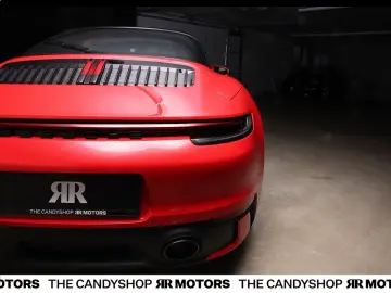 Porsche 911 Targa 4  Race Tex Guardian Red