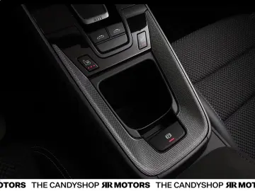 Porsche 911 Targa 4  Race Tex Guardian Red