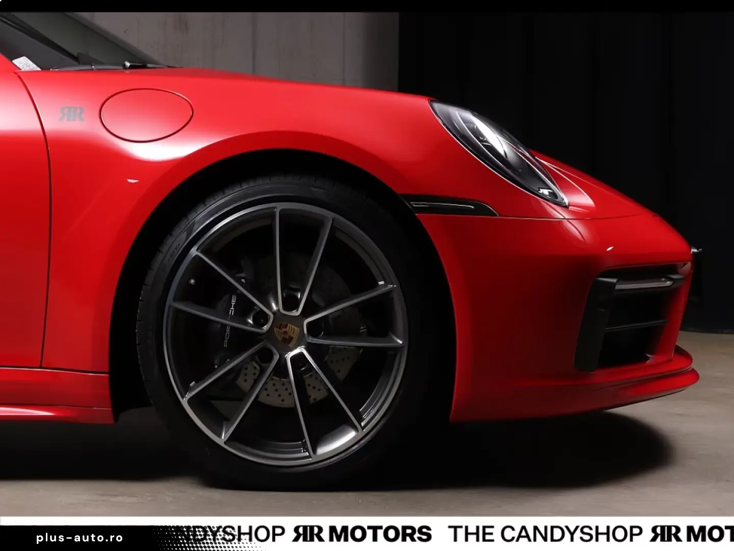 Porsche 911 Targa 4  Race Tex Guardian Red