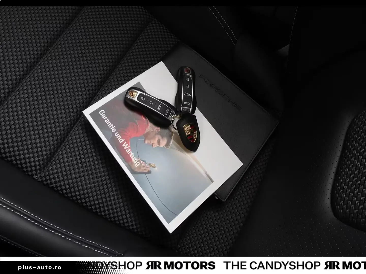 Porsche 911 Targa 4  Race Tex Guardian Red