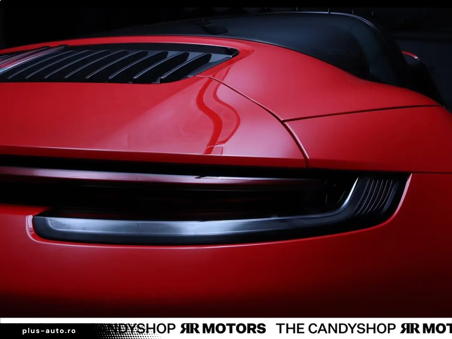 Porsche 911 Targa 4  Race Tex Guardian Red