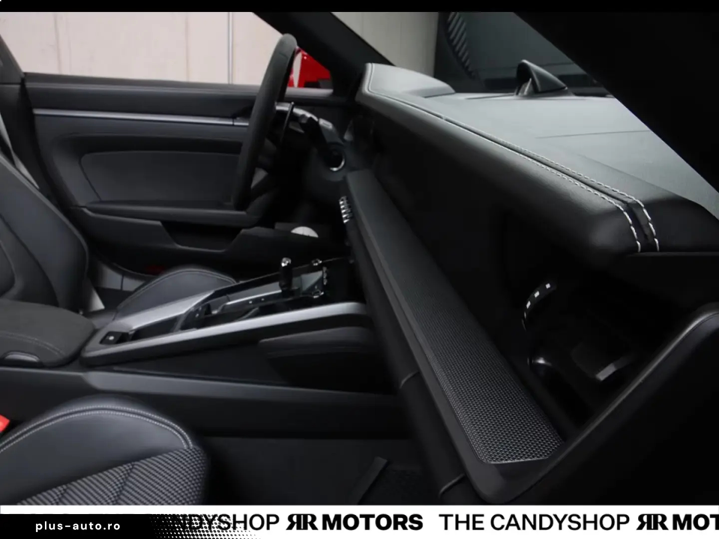 Porsche 911 Targa 4  Race Tex Guardian Red