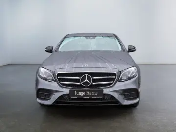 MERCEDES-BENZ E 220 d 4M AMG Night Multibeam Kamera &hellip;