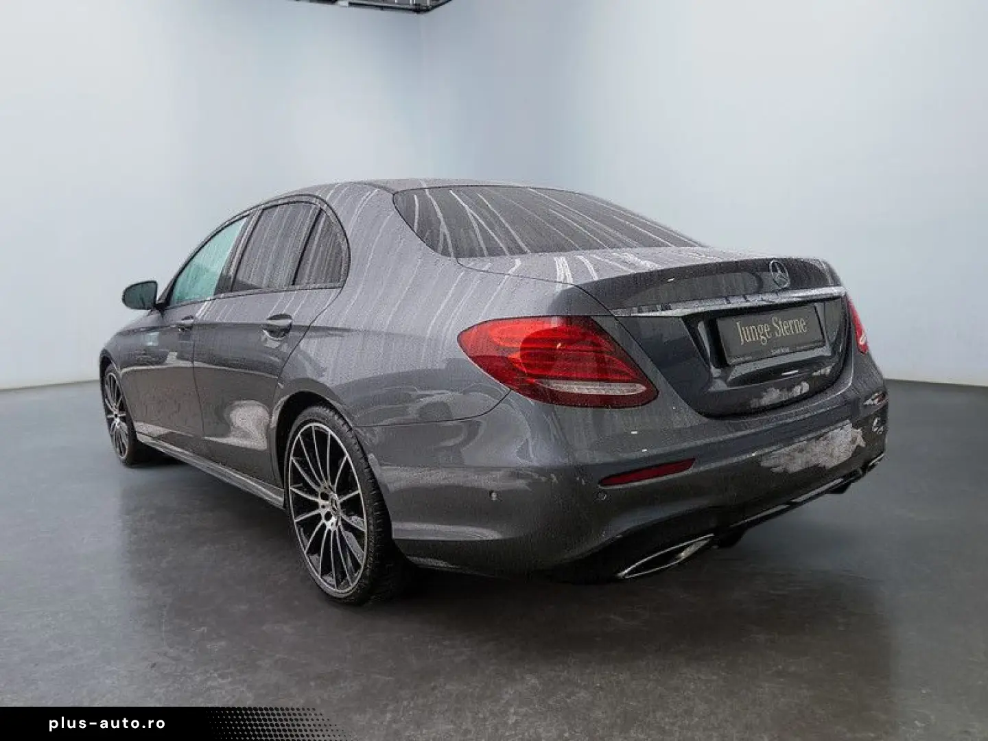 MERCEDES-BENZ E 220 d 4M AMG Night Multibeam Kamera &hellip;
