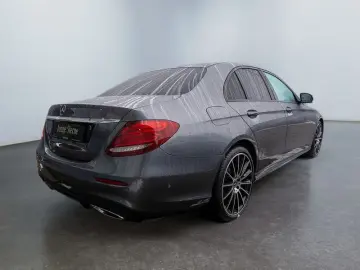 MERCEDES-BENZ E 220 d 4M AMG Night Multibeam Kamera &hellip;