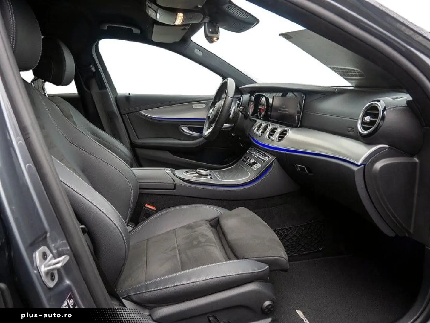 MERCEDES-BENZ E 220 d 4M AMG Night Multibeam Kamera &hellip;