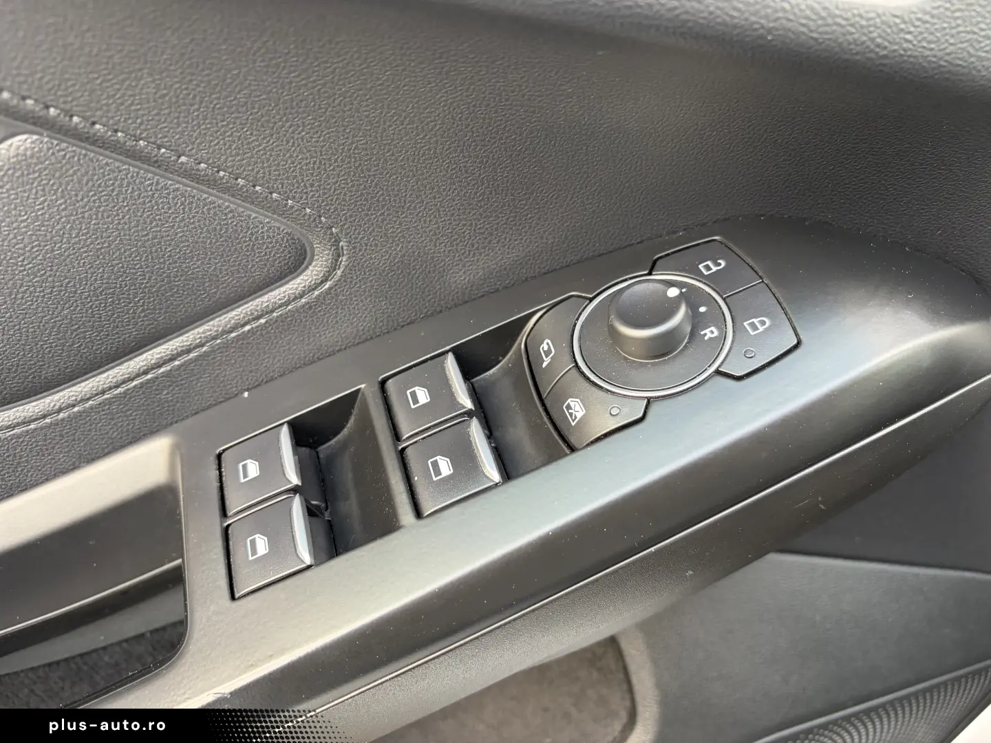 FORD FOCUS 1.0 ECOBOOST 100 CP