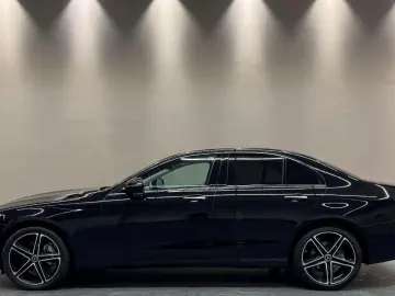 MERCEDES-BENZ E300d 4M  1. HAND NIGHT PAKET MASSAGE SITZ