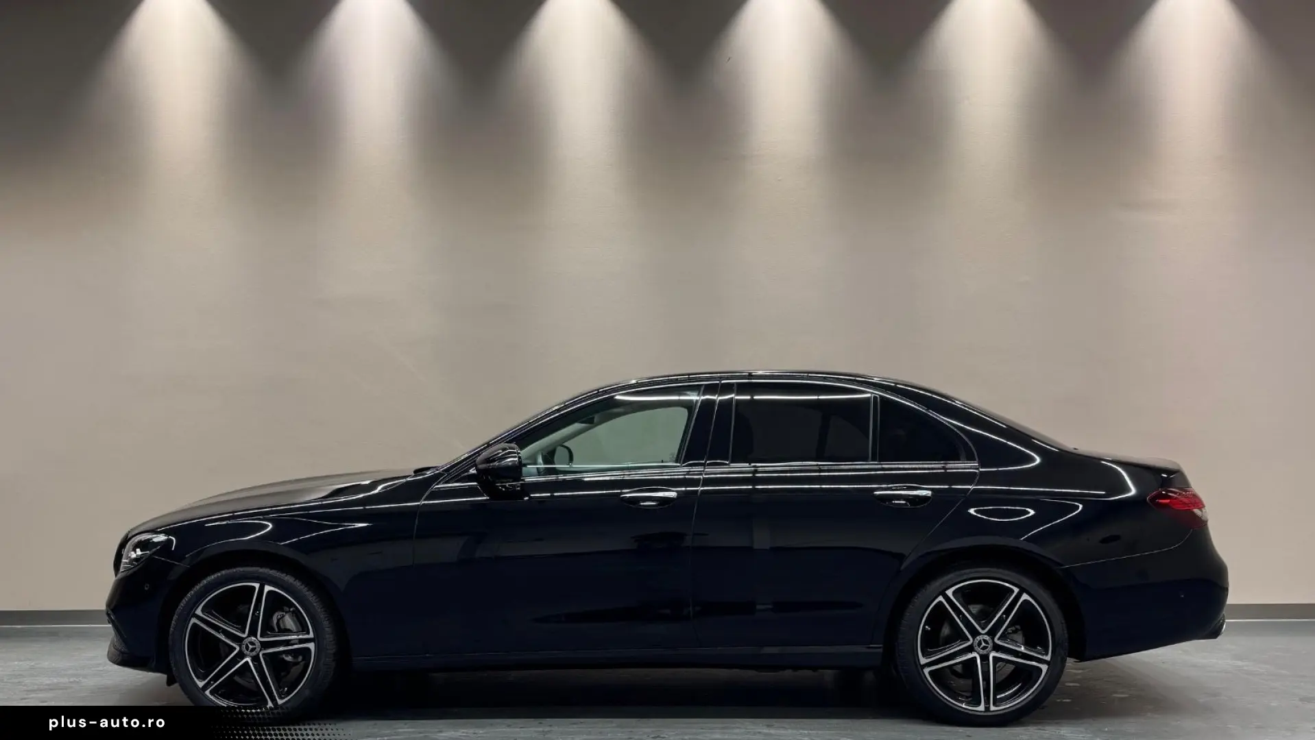 MERCEDES-BENZ E300d 4M  1. HAND NIGHT PAKET MASSAGE SITZ