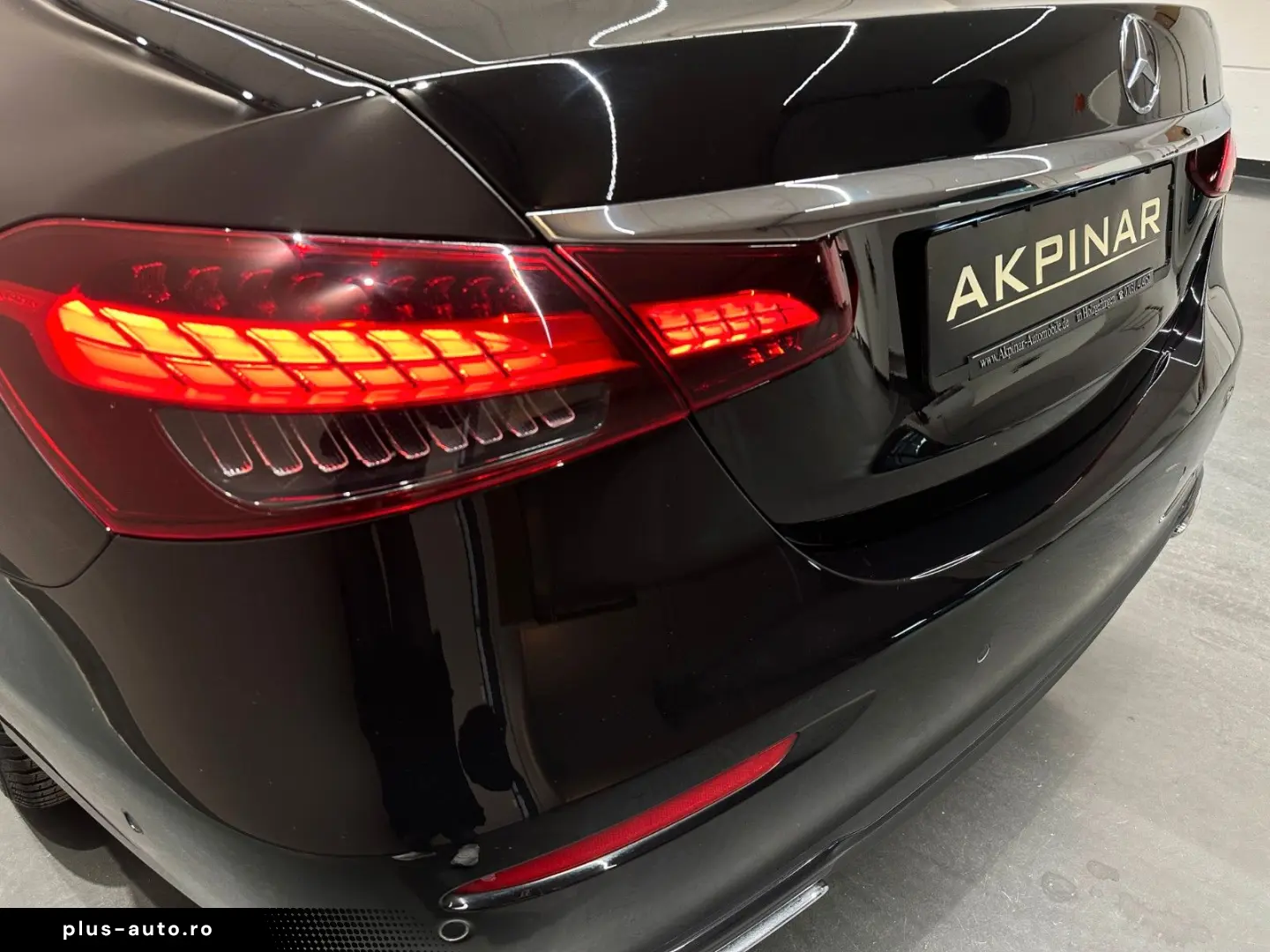 MERCEDES-BENZ E300d 4M  1. HAND NIGHT PAKET MASSAGE SITZ