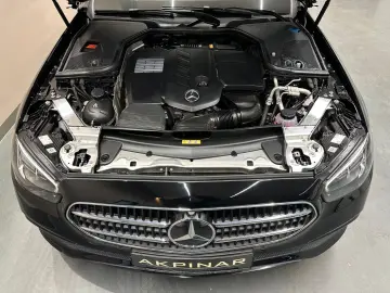 MERCEDES-BENZ E300d 4M  1. HAND NIGHT PAKET MASSAGE SITZ