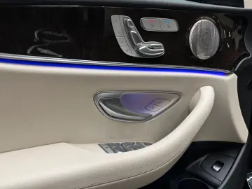 MERCEDES-BENZ E300d 4M  1. HAND NIGHT PAKET MASSAGE SITZ